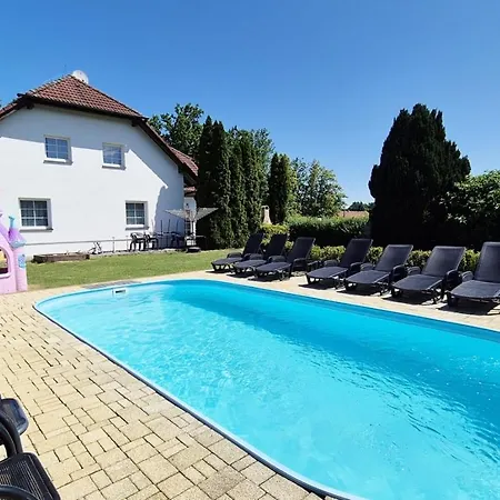 Guest house Ubytovani Maja Trebon